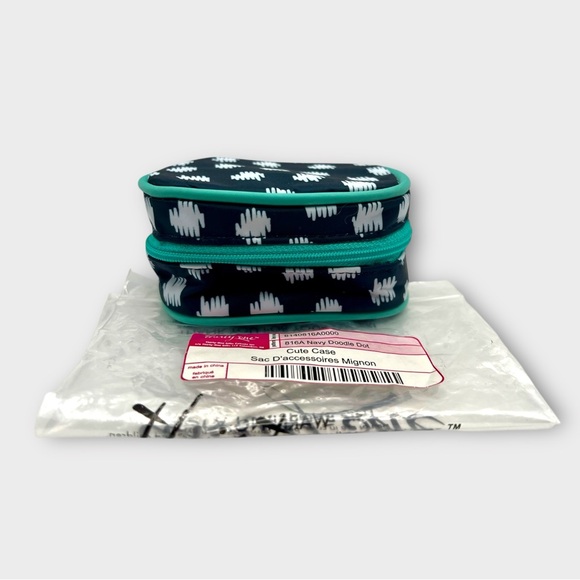 Thirty-One "Cute Case" - Zippered - Picture 1 of 4
